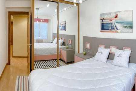 Apartamento Familiar Vut3099As ヒホン エクステリア 写真